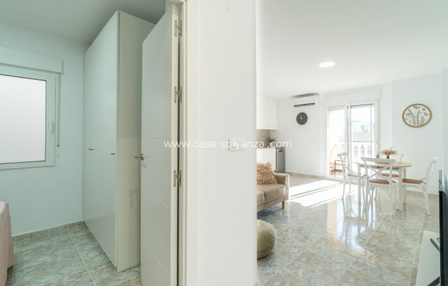 Resale - Apartment / flat - Torrevieja - Costa Blanca