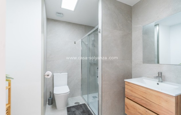 Resale - Apartment / flat - Torrevieja - Costa Blanca