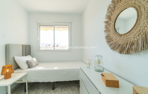 Resale - Apartment / flat - Torrevieja - Costa Blanca