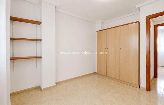 Reventa - Apartamento / piso - Torrevieja - Center