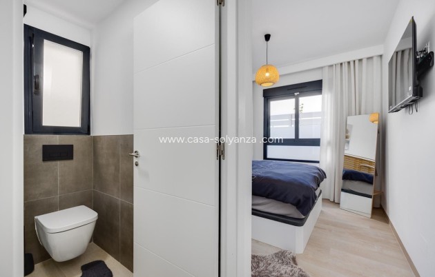 Reventa - Apartamento / piso - Torrevieja - Torrevieja Centro
