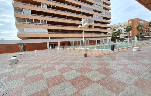 Herverkoop - Appartement / flat - Torrevieja - Torrevieja Centro