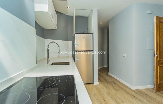 Resale - Apartment / flat - Torrevieja - La Mata