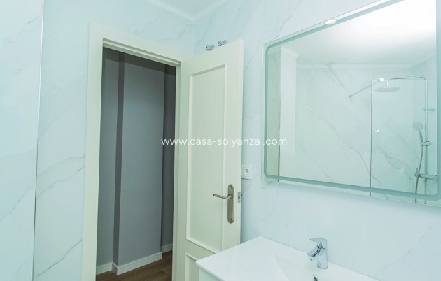 Resale - Apartment / flat - Torrevieja - La Mata
