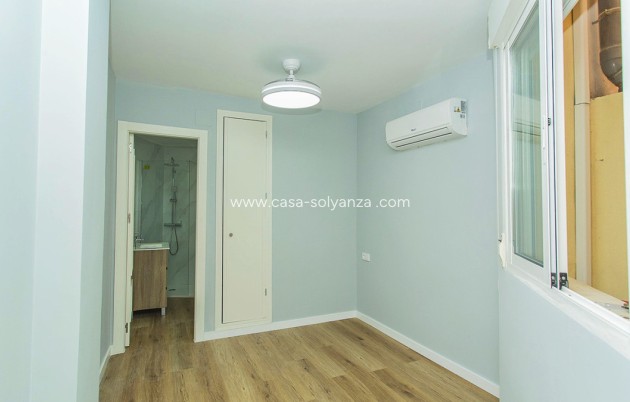 Resale - Apartment / flat - Torrevieja - La Mata