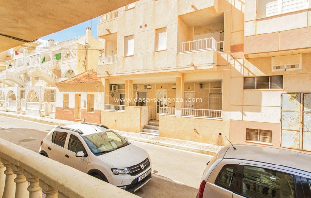 Resale - Apartment / flat - Torrevieja - La Mata