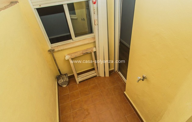 Resale - Apartment / flat - Torrevieja - La Mata