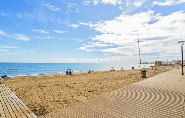 Resale - Apartment / flat - Torrevieja - La Mata