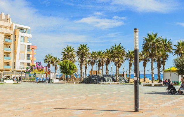 Resale - Apartment / flat - Torrevieja - La Mata