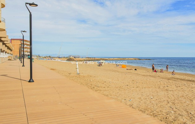 Resale - Apartment / flat - Torrevieja - La Mata