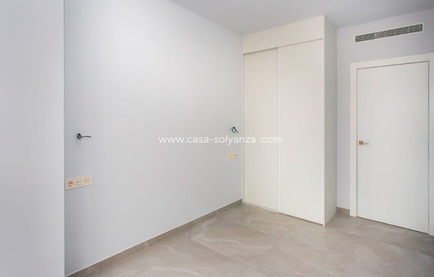 Wiederverkauf - Wohnung - Torrevieja - Playa del Cura