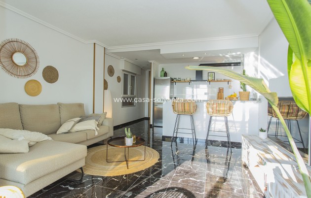 Resale - Apartment / flat - Torrevieja - La Mata