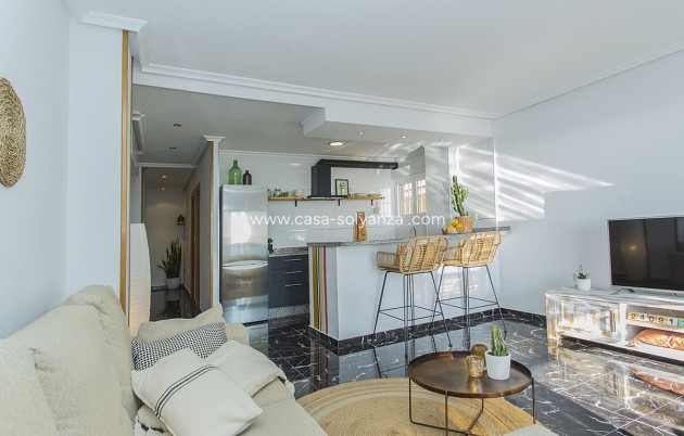 Resale - Apartment / flat - Torrevieja - La Mata