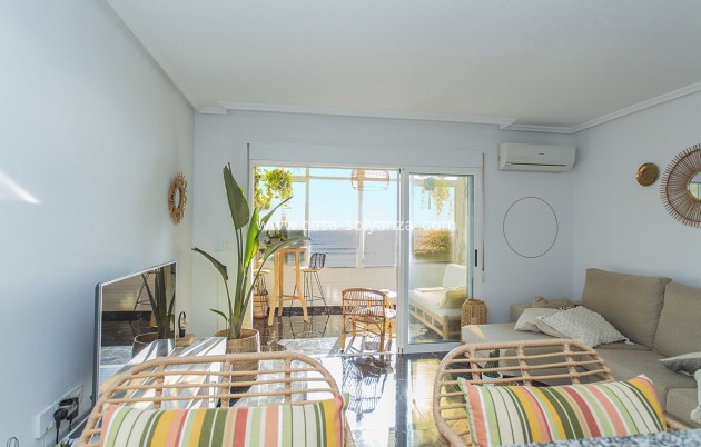 Resale - Apartment / flat - Torrevieja - La Mata