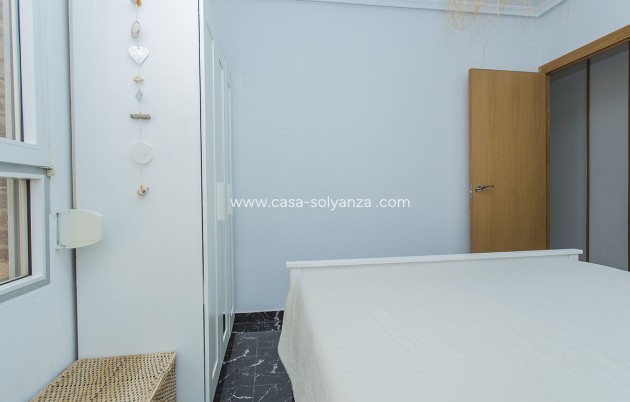 Resale - Apartment / flat - Torrevieja - La Mata