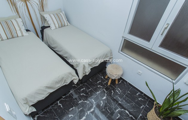 Resale - Apartment / flat - Torrevieja - La Mata