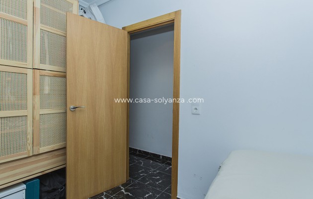 Resale - Apartment / flat - Torrevieja - La Mata