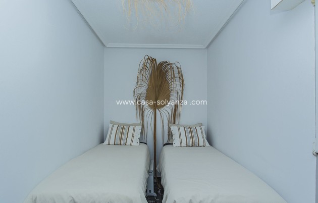 Resale - Apartment / flat - Torrevieja - La Mata