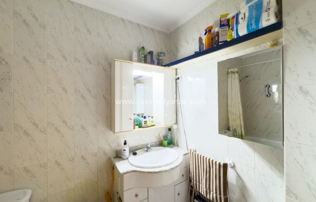 Herverkoop - Appartement / flat - Torrevieja - Playa de los Locos