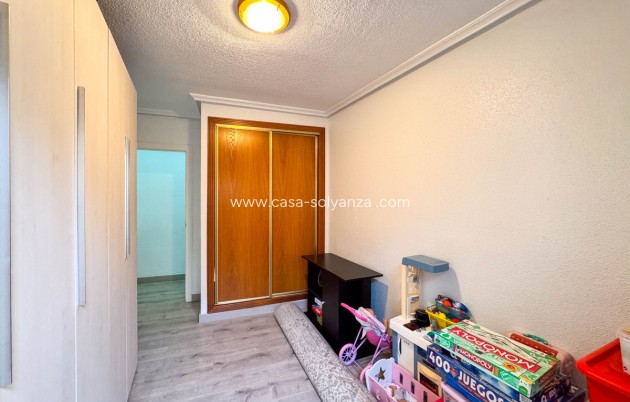 Reventa - Apartamento / piso - Torrevieja - Torrevieja Centro