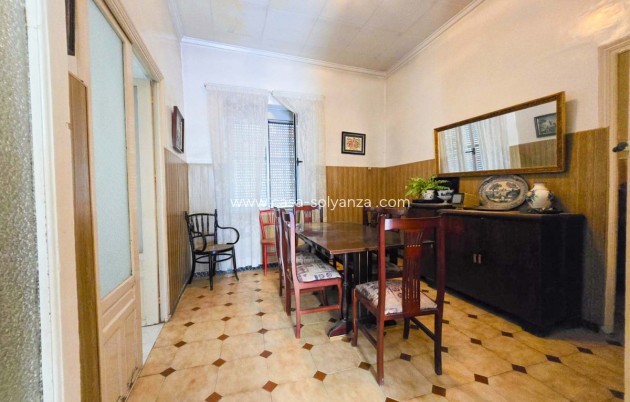 Resale - Townhouse - Torrevieja - Torrevieja Centro