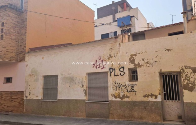 Resale - Townhouse - Torrevieja - Torrevieja Centro