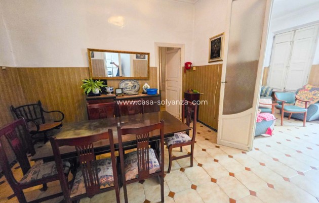 Resale - Townhouse - Torrevieja - Torrevieja Centro