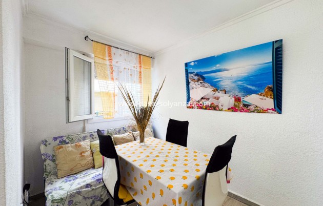 Wiederverkauf - Wohnung - Alicante City - Parque de las Naciones
