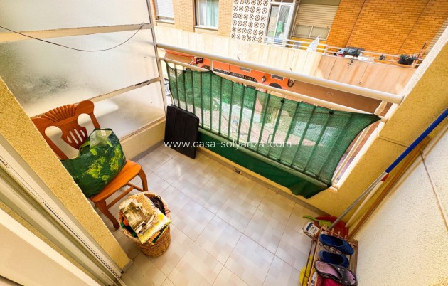 Wiederverkauf - Wohnung - Alicante City - Parque de las Naciones