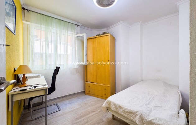Wiederverkauf - Wohnung - Alicante City - Parque de las Naciones