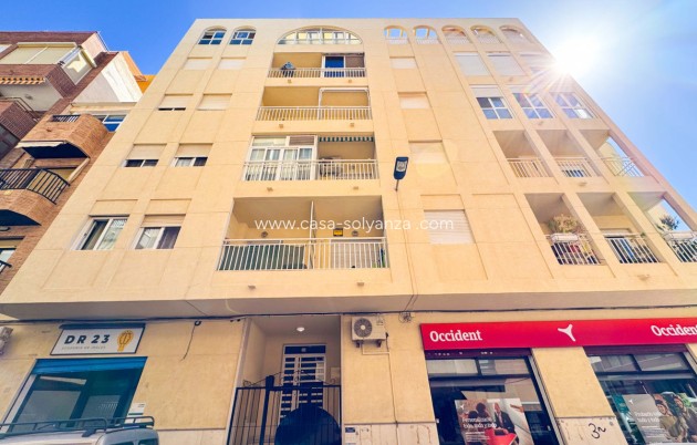 Wiederverkauf - Wohnung - Alicante City - Parque de las Naciones