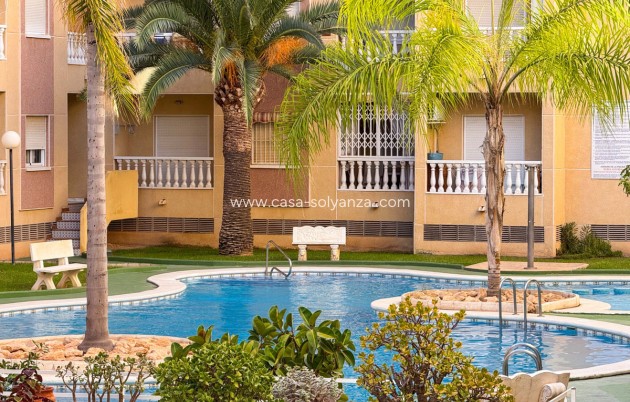 Resale - Apartment / flat - Torrevieja - Torrevieja Centro