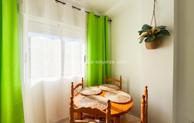 Resale - Apartment / flat - Torrevieja - Torrevieja Centro
