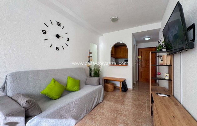 Resale - Apartment / flat - Torrevieja - Torrevieja Centro