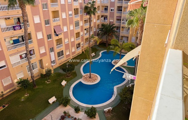 Resale - Apartment / flat - Torrevieja - Torrevieja Centro