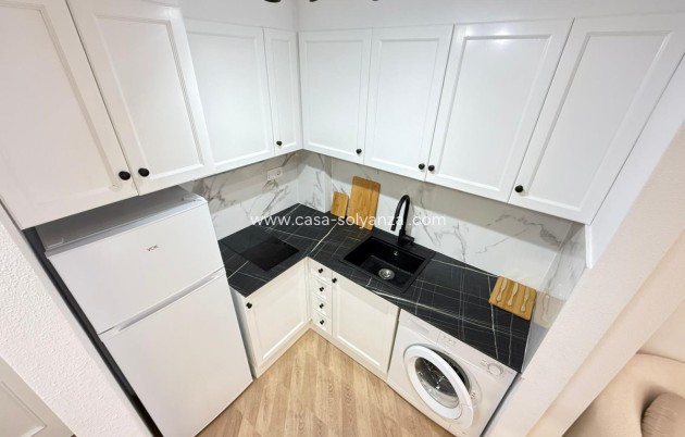 Resale - Apartment / flat - Alicante City - Parque de las Naciones