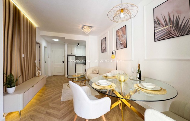 Resale - Apartment / flat - Alicante City - Parque de las Naciones