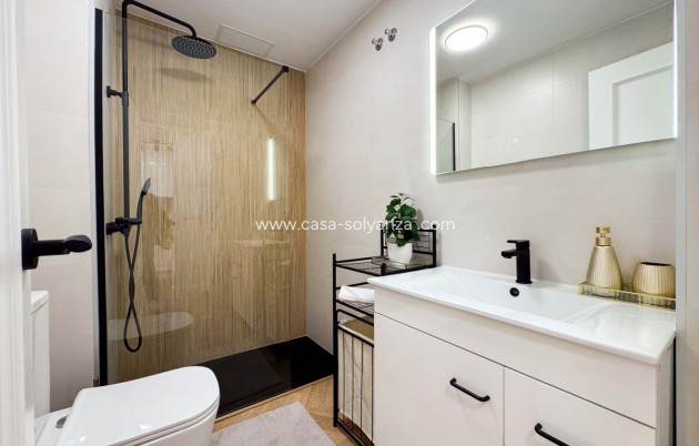 Resale - Apartment / flat - Alicante City - Parque de las Naciones