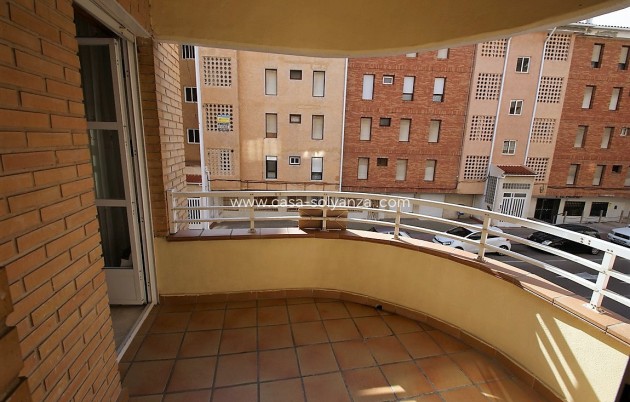 Resale - Apartment / flat - Torrevieja - La Mata