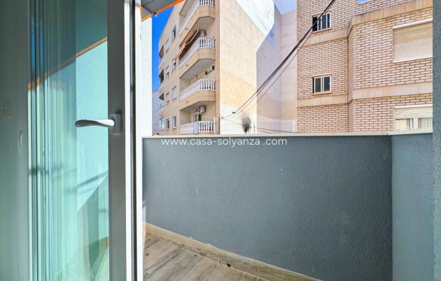Revente - Appartement - Torrevieja - Torrevieja Centro