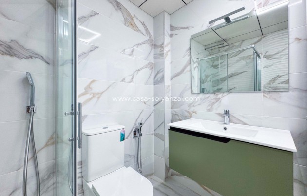 Revente - Appartement - Torrevieja - Torrevieja Centro