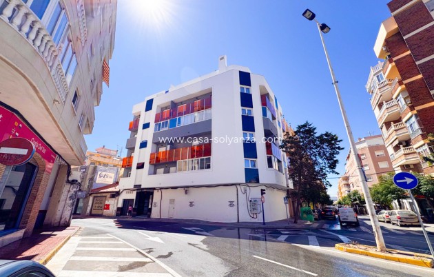 Revente - Appartement - Torrevieja - Torrevieja Centro