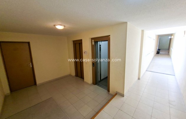 Resale - Apartment / flat - Torrevieja - Torrevieja Centro