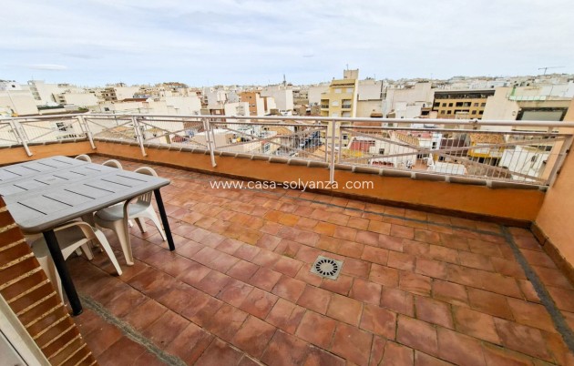Resale - Apartment / flat - Torrevieja - Torrevieja Centro