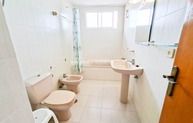 Resale - Apartment / flat - Torrevieja - Torrevieja Centro
