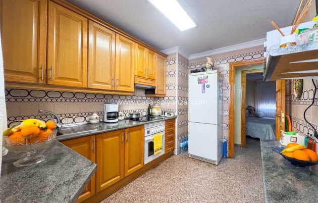 Resale - Apartment / flat - Torrevieja - La Mata