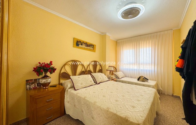 Resale - Apartment / flat - Torrevieja - La Mata
