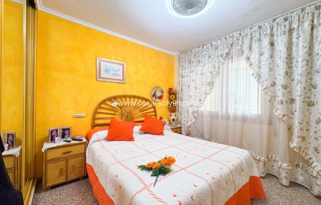 Resale - Apartment / flat - Torrevieja - La Mata