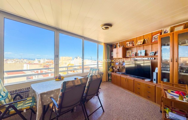 Resale - Apartment / flat - Torrevieja - La Mata