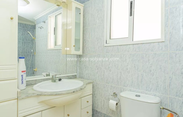 Resale - Apartment / flat - Torrevieja - Torrevieja Centro